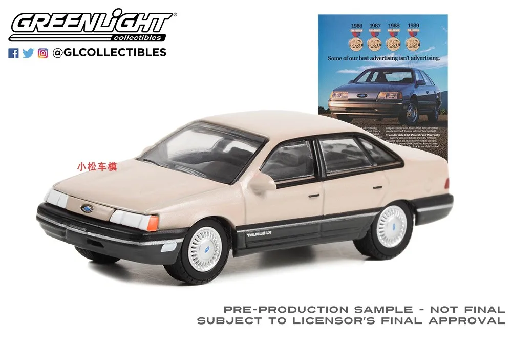 Фото Зеленый свет 1:64 ретро-рекламный автомобиль 1989 Ford Taurus, модель автомобиля из сплава, высококачественный декоративный предмет, детская игрушка для автомобиля 27 №4