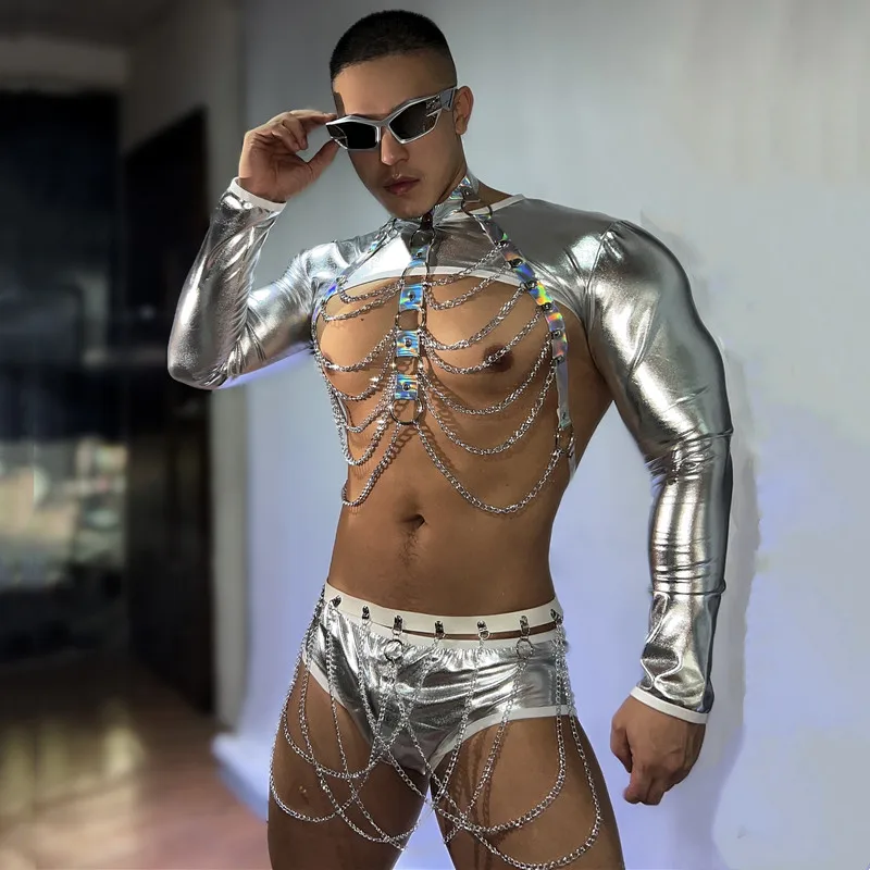 Фото Бар, ночной клуб, мужской костюм Gogo Dancer Disco Pole Dance, серебряный лазерный нагрудный костюм с цепочкой, топы, шорты, комплект из 4 предметов, сексуальная одежда для сцены Rave №2
