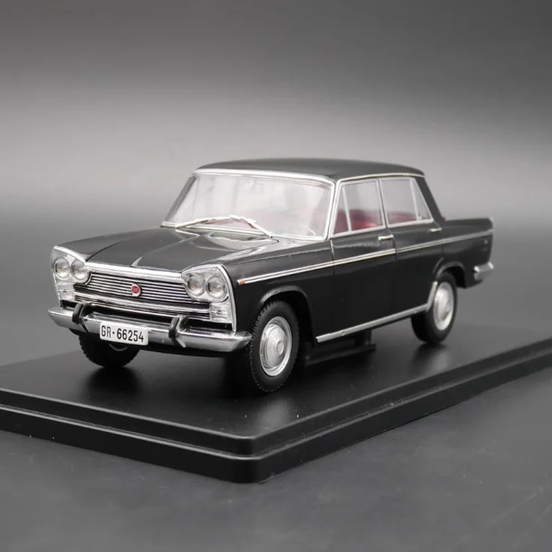 Фото Ixo 1:24 Seat 1500 1971, имитация модели автомобиля из сплава, статическая коллекция, украшенные праздничные подарки, игрушки №4