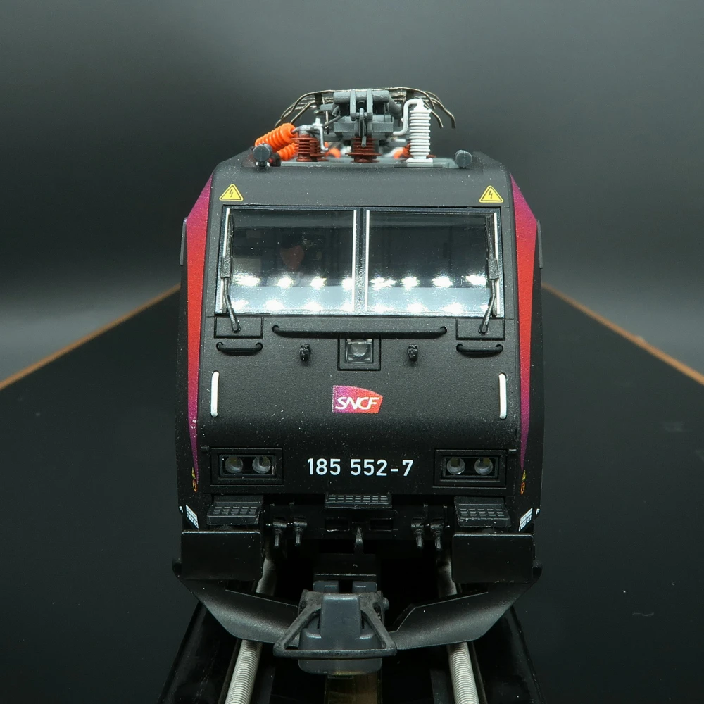 Фото Модель поезда ROCO HO 1/87 7510053   BR185 Электрический SNCF Six DCC Ночная пантера для взрослых и детей, игрушка в подарок №3