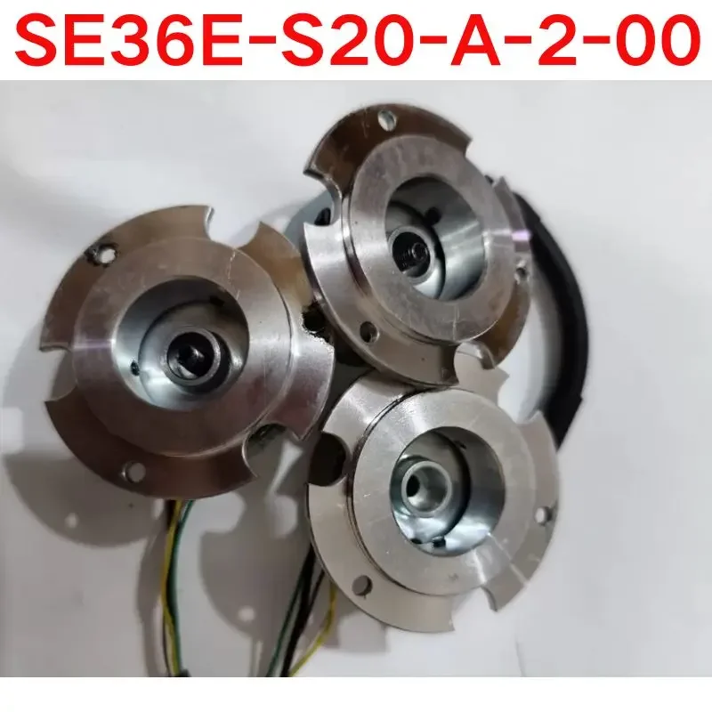 Тест бу Сервер OK SE36E-S20-A-2-00 (art.: 3920cad76f78f) - 3920cad76f78f