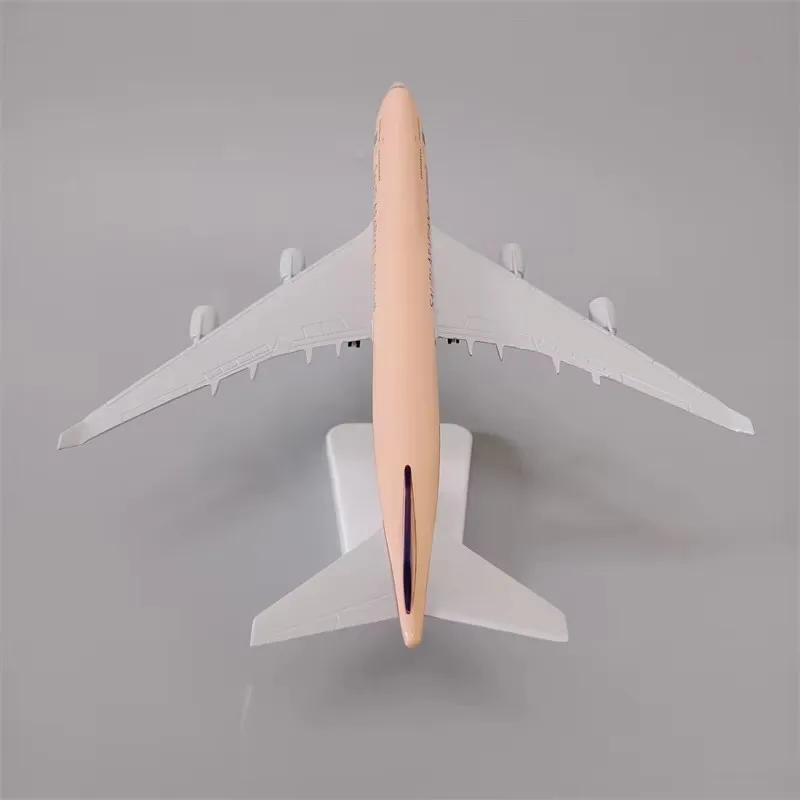 Фото 20 см B747 Саудовская Аравия Airlines Модель самолета Boeing 7447 Литой под давлением сплав металла Игрушки и шасси Серия для хобби №3