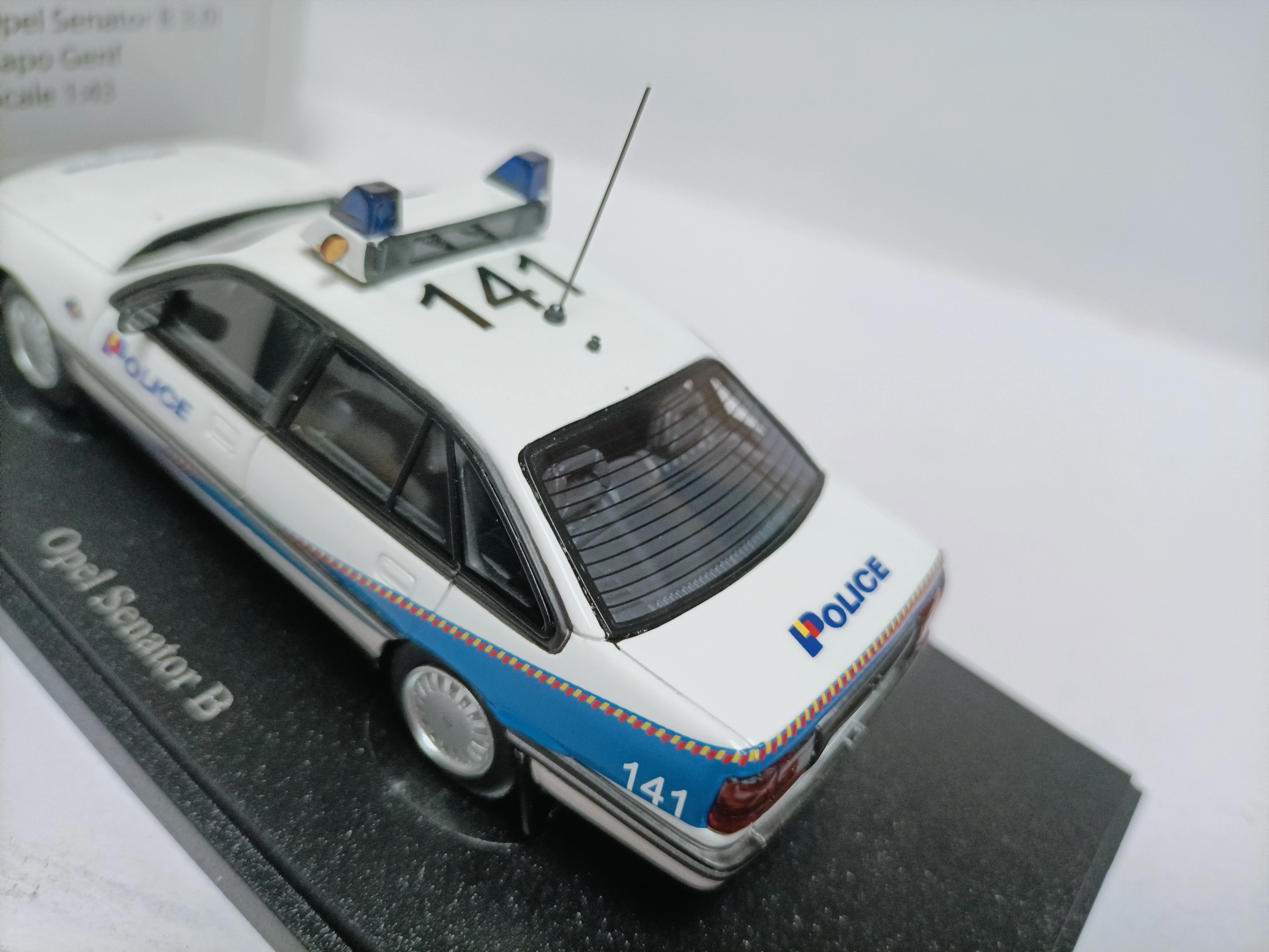 Оригинальная модель полицейского автомобиля Opel Riva Prison 143 Opel Senator B30i Kapo Genf (art.: 3920d22e6ecef) - 3920d22e6ecef