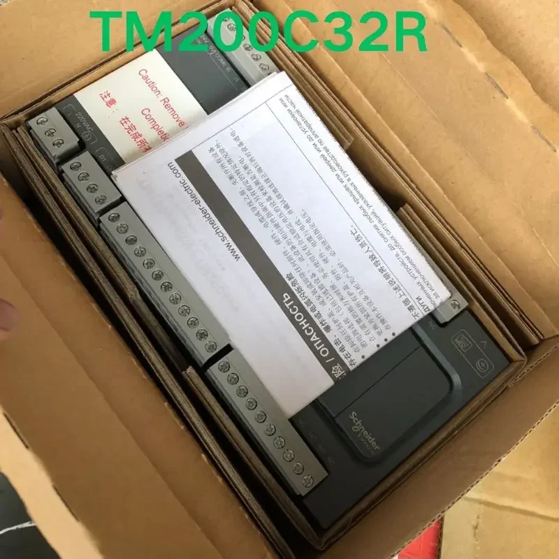 Фото Совершенно новый ПЛК Schneider TM200C32R №3
