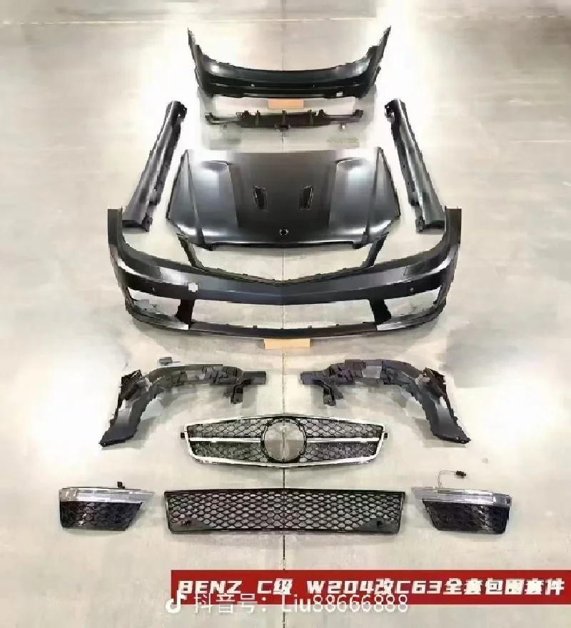 Модернизированный комплект кузова Mercedess W204 C63, передний бампер, задний бампер, боковые юбки, капот.