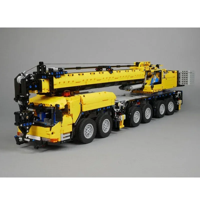 Фото MOC-5509 GMK6400 Мобильный кран с дистанционным управлением в сборе, машина для сращивания строительных блоков, модельMOC, креативные строительные блоки, игрушка в подарок №2