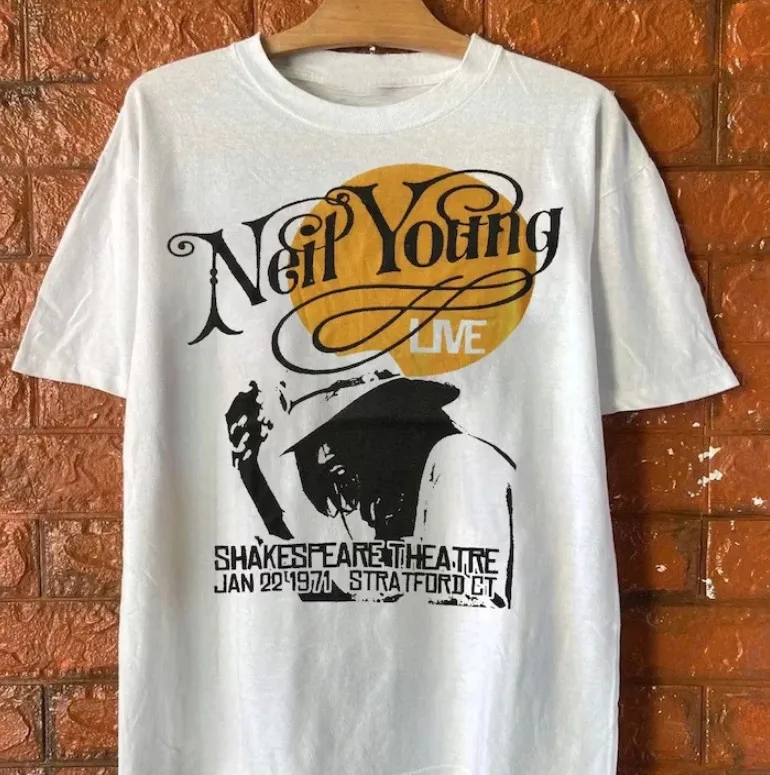 Футболка Neil Young Live At Shakespeare Theater 1971.