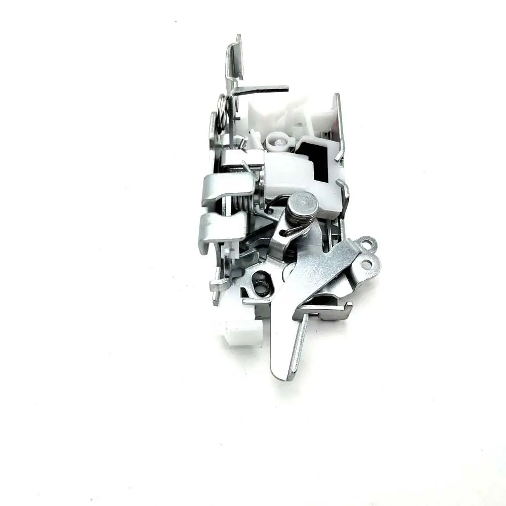 Freightliner/Dodge/Mercedes Sprinter 2003-2006 Замок защелки правой двери