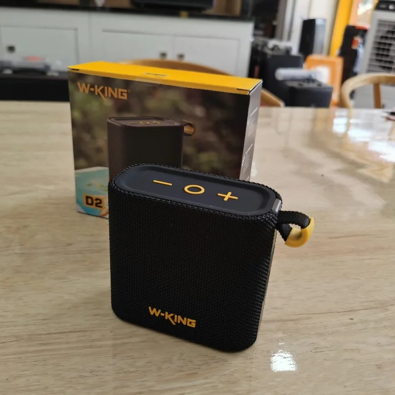 W-KING D2 IP67 Водонепроницаемый портативный уличный выход 6 Вт Мощный Bluetooth-динамик Поддержка TWS TF-карты AUX-IN BoomboX FM-радио