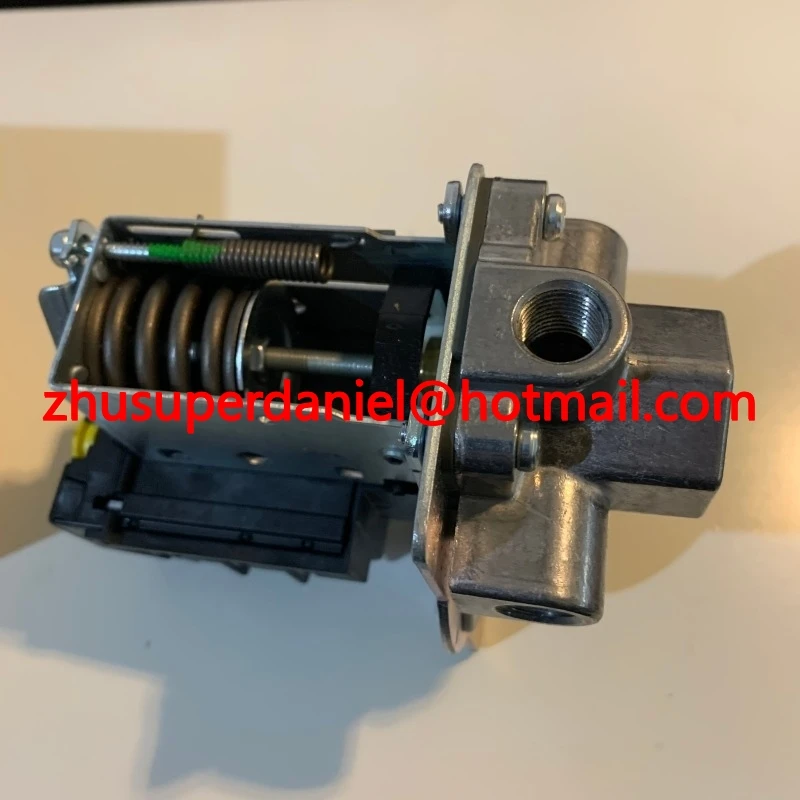 Фото подлинный 1089068903 =MDR3/11= 250760   давление 9-11 бар Condor PRESS.ПЕРЕКЛЮЧАТЕЛЬ MDR 3/11 4-6,3А реле давления №4