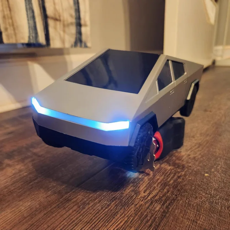 Фото Новые горячие Whells 1:12 Rc Cybertruck Offroad Station Wagon Бэтмобиль Радиоуправляемый автомобиль Моделирование пикапа Модель детские игрушки Игрушка для мальчика в подарок №4