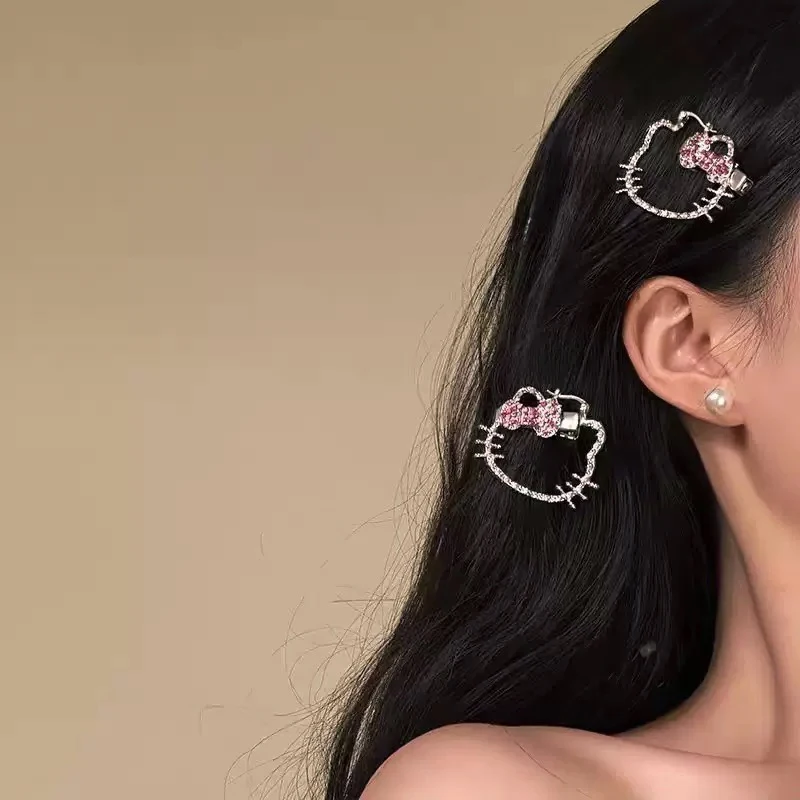 Фото Аксессуары для волос Sanrios, милые аниме «Hello Kitty's Girly Heart», полые заколки для волос Bb для женщин, модные заколки для волос, расческа, лучшие подарки №3