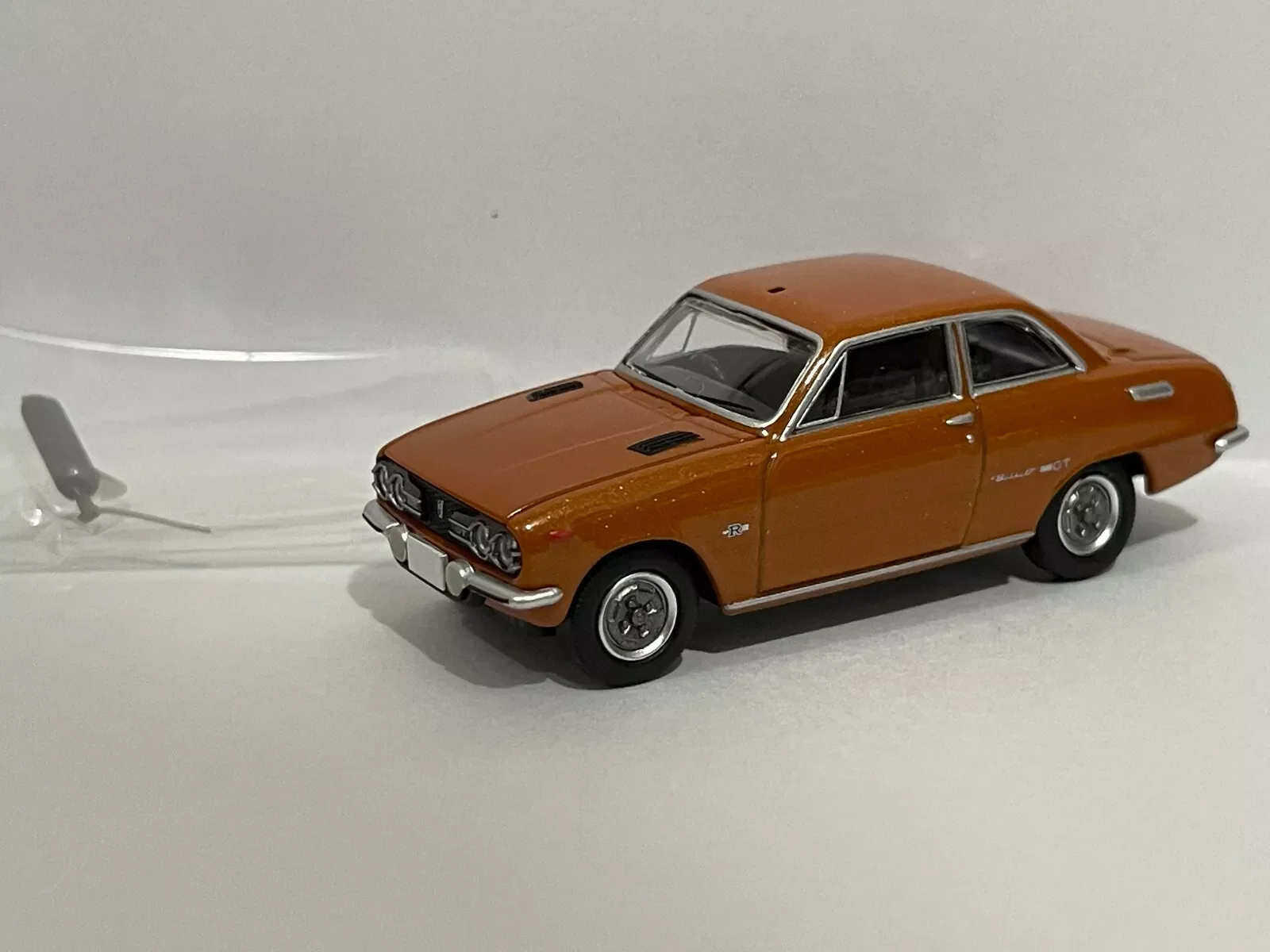 Tomica Limited Vintage Tomytec LV-137c Bellett 1600GT Type R Diecast Collect Car Литая под давлением модель автомобиля Коллекция ограниченного выпуска Ho
