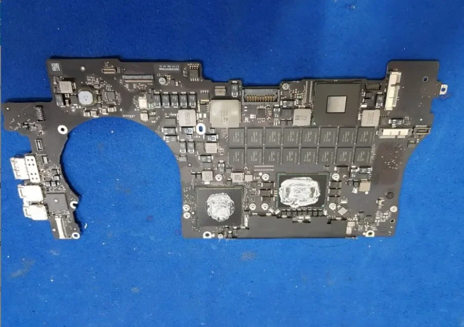 Основная плата Apple A1398 ME294ZP/A 2013, 820-3787-A