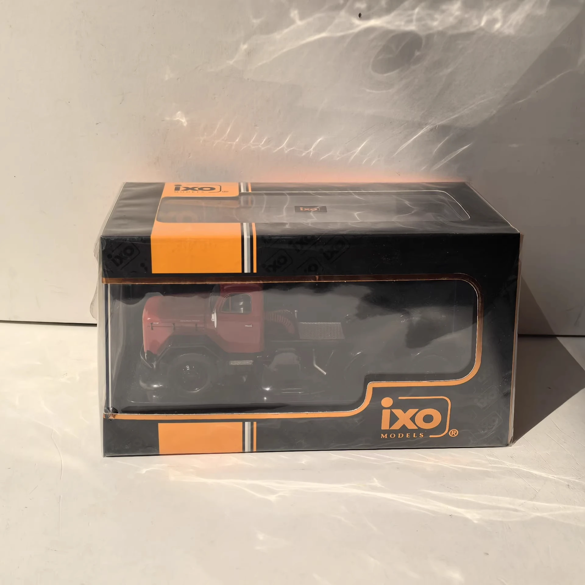 Модель тягача IXO 1/43 MAGIRI JUPITER 6X6, сплав