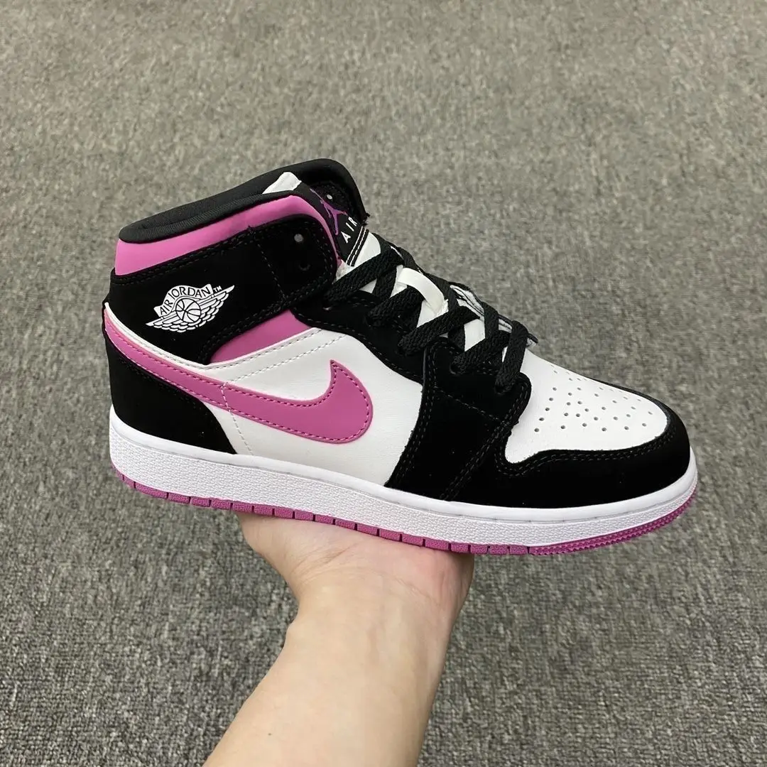 Фото Спортивные удобные кроссовки Jordan Air Jordan 1, черные, белые, фиолетовые, средние кроссовки в стиле ретро №4