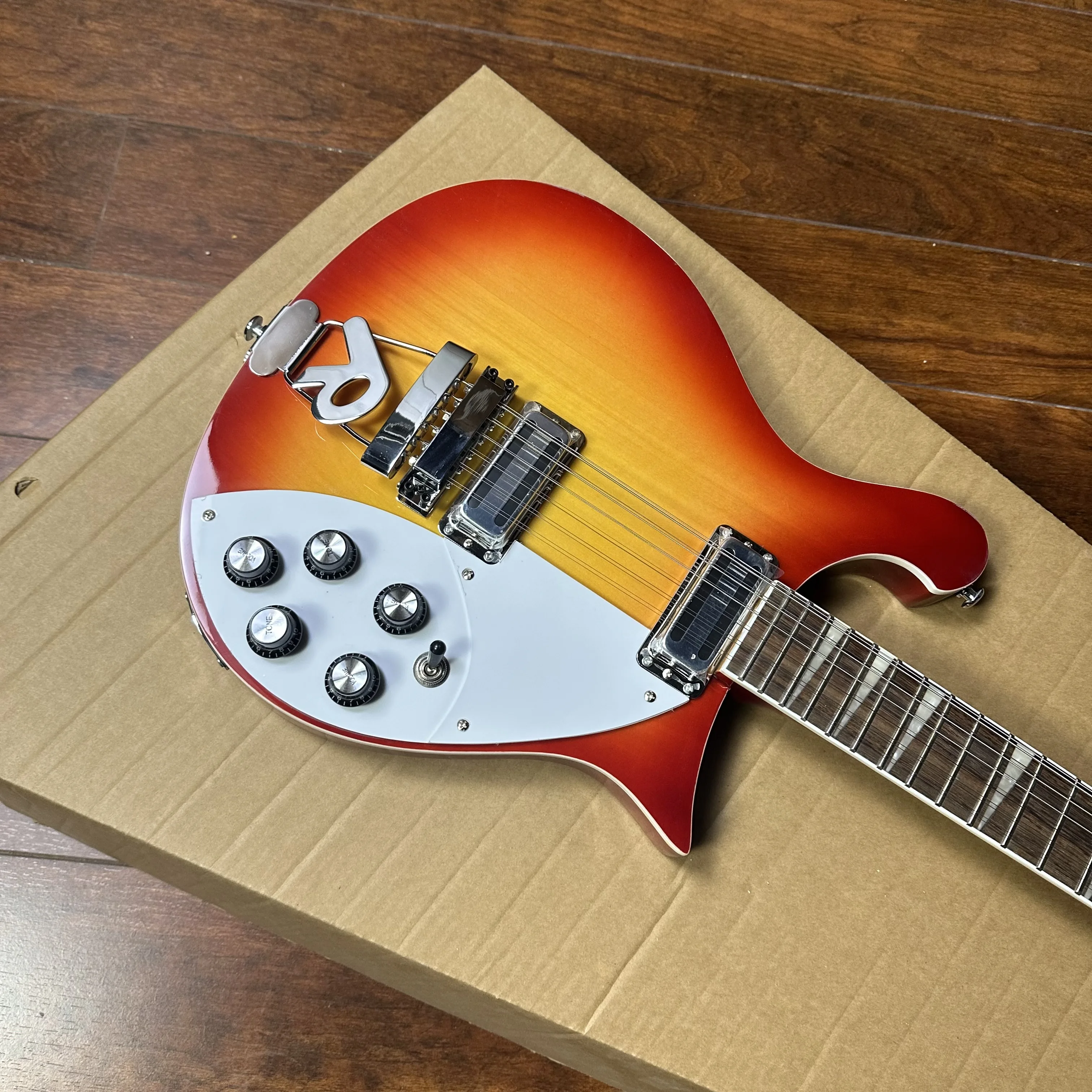 Электрогитара Rickenbacker 660, цвет вишневых боров, корпус из липы, хвостовой мост R, черный цвет, гриф из палисандра, бесплатная доставка