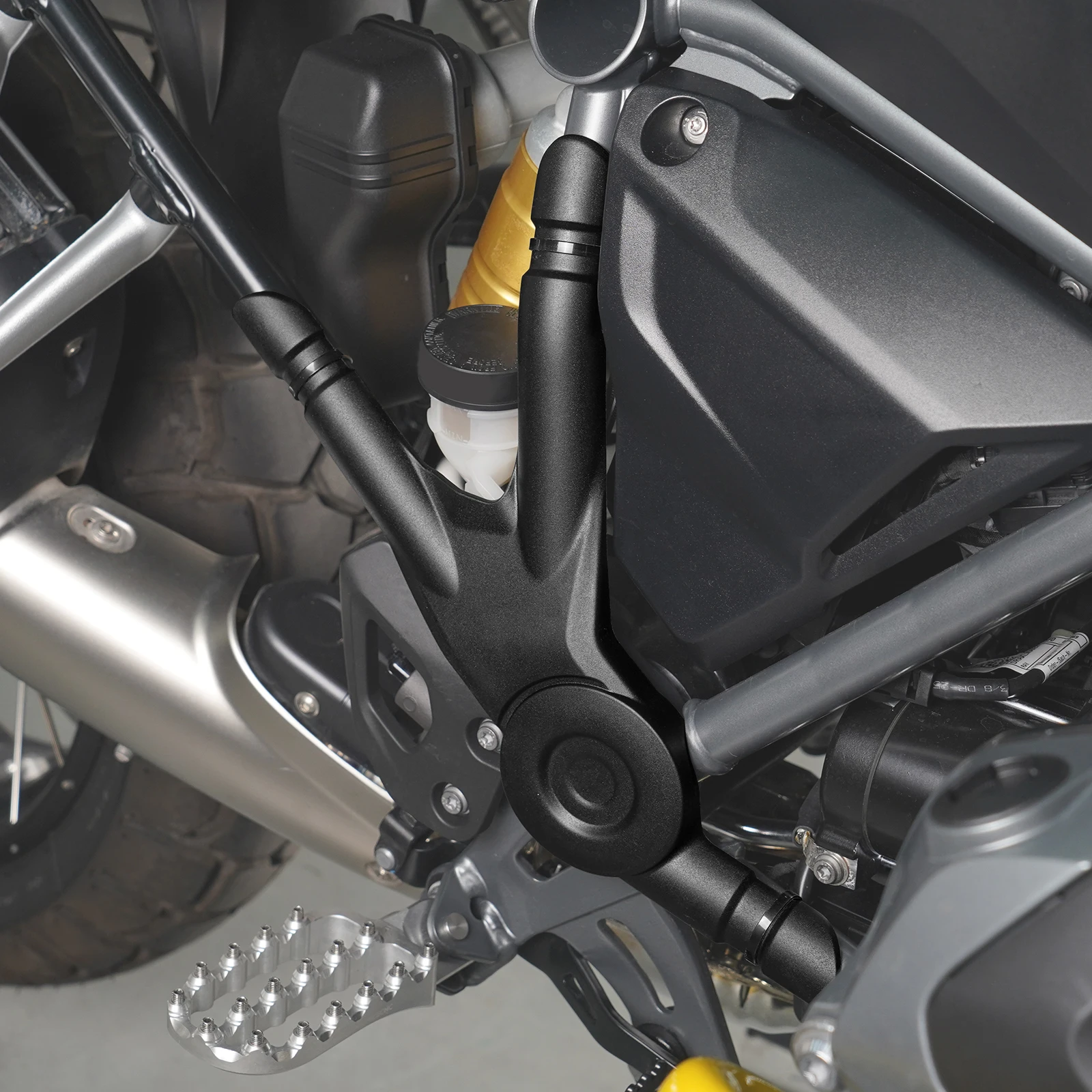 Защитная панель для рамы мотоцикла BMW R1200GS R1250GS GSA R 1250 GS GSA 2018-2023 R 1200 GS Adventure 2013-2018 (art.: 3920c4493782f) - 3920c4493782f