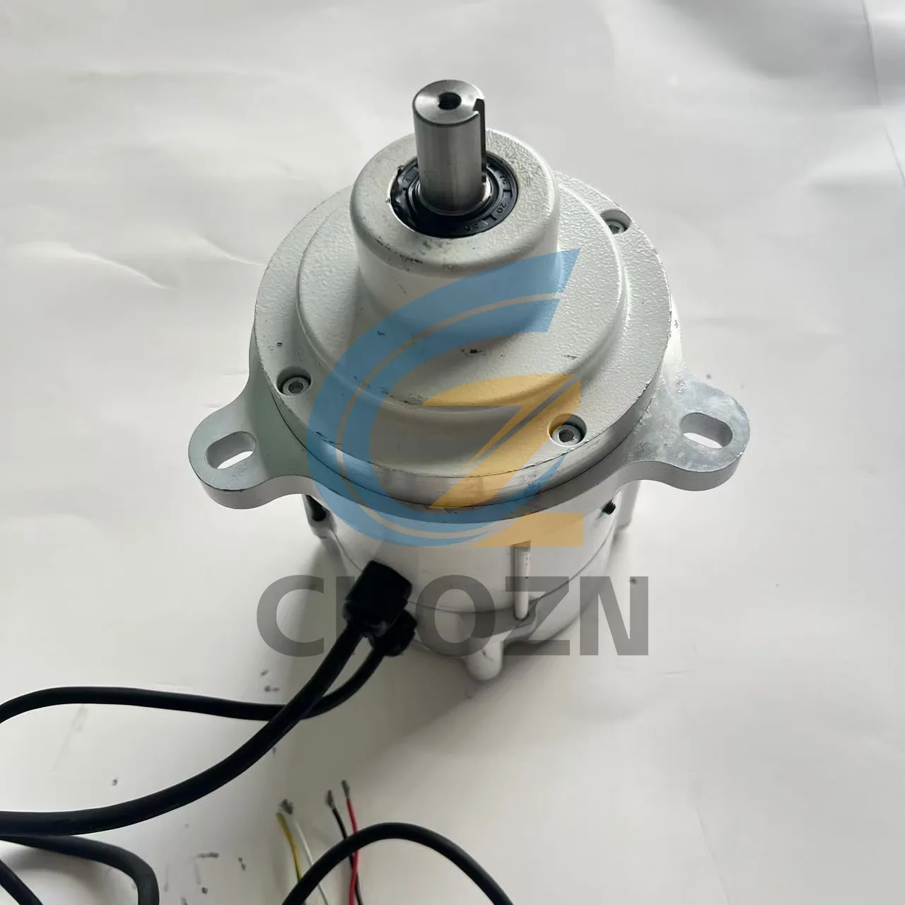 КЛАПАН Komori 26, образец 2745045402 2745045T02 Двигатель водяного ролика Fuji для деталей офсетной печатной машины Komori (art.: 3920d1775f11e) - 3920d1775f11e