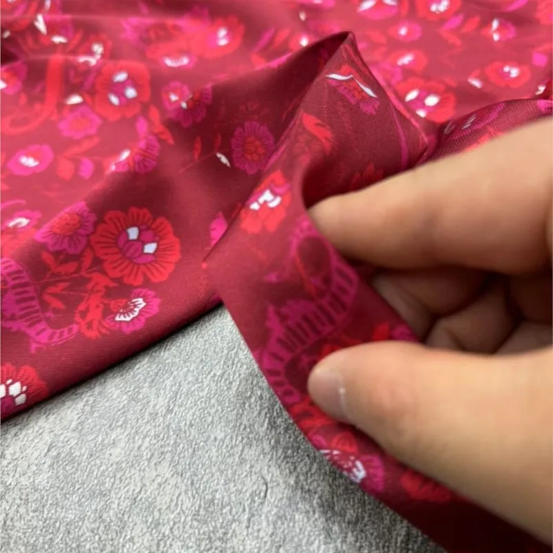 New red entwined stretch twill silk summer dress shirt clothing fabric (art.: 3920cec41231c) - 3920cec41231c