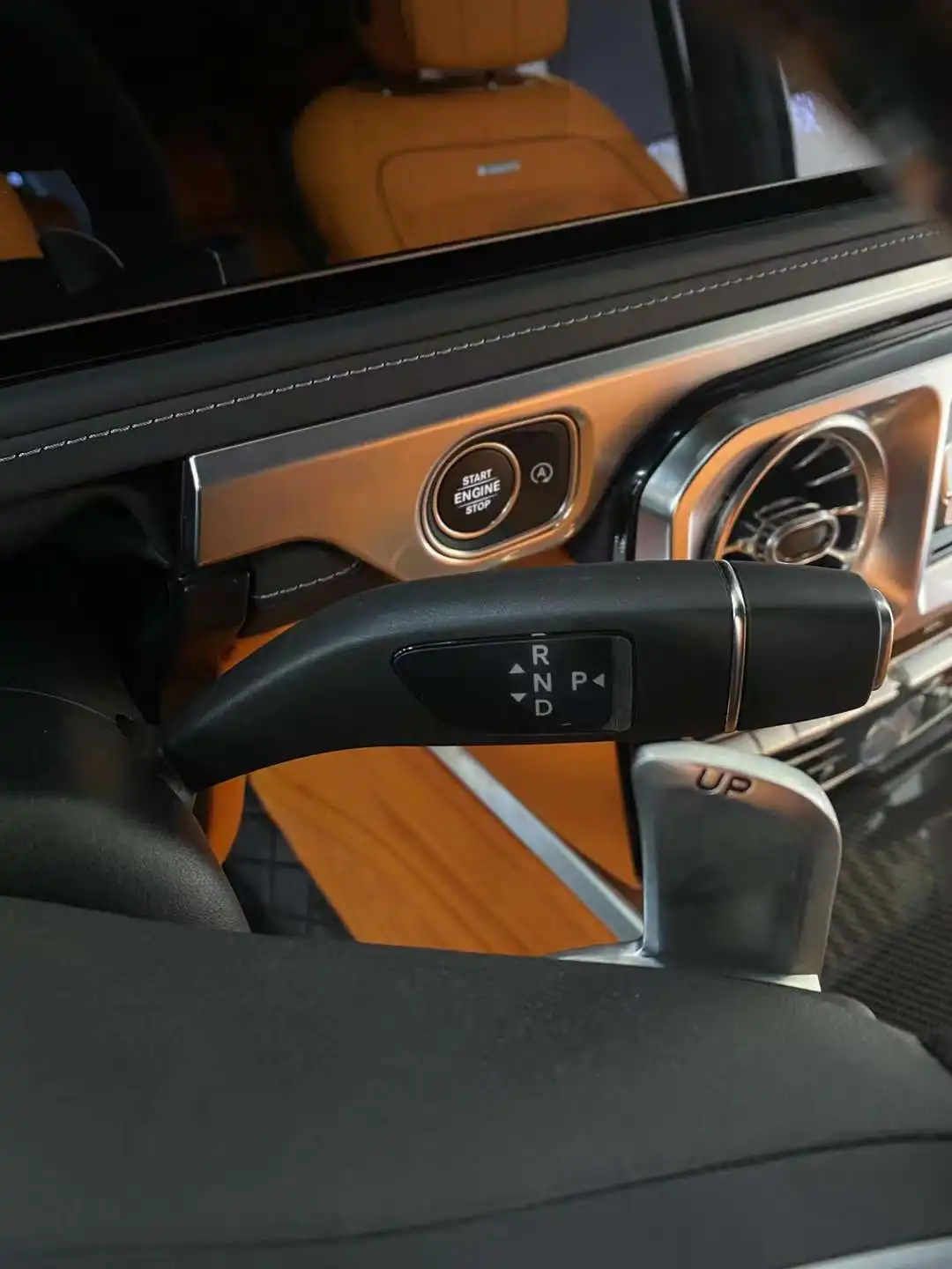 Фото Комплект для модернизации салона автомобиля G-Class W463 g универсальные комплекты g500 g550 g63 w464, хит продаж 2023 №2