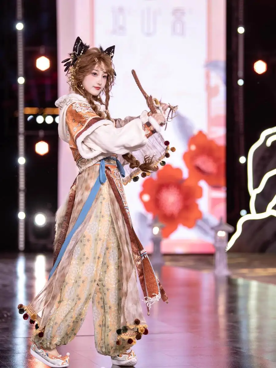 Фото Новый женский костюм Hanfu с капюшоном и круглым воротником, рубашка с рукавами, верхнее платье Knickerbockers, аксессуары Piaopian, костюм с элементами Han №2