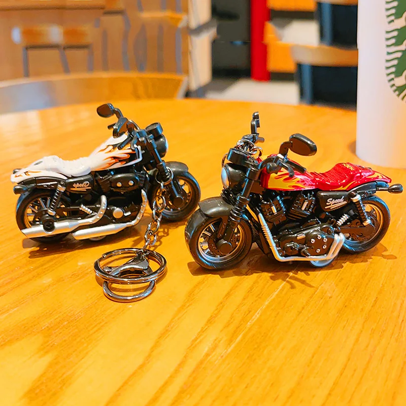 Мультяшный мини-брелок для мотоцикла Harley, имитация сплава, 3D мотоцикл, маленький подарок для пары, автомобильные брелки для мужчин, подарок бойфренду