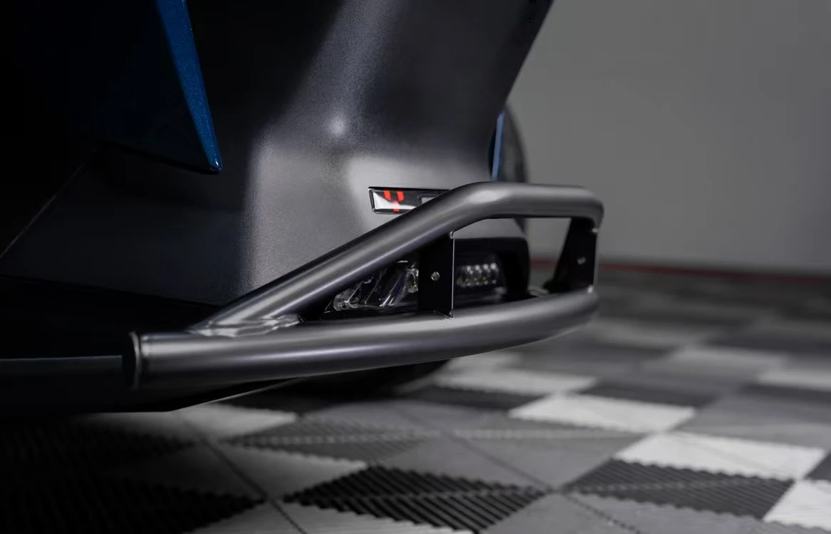 Фото Стальной трубчатый передний бампер Can-Am Spyder RT/RT-L 2020-2025 с защитной пластиной, защитой решетки от столкновений №4