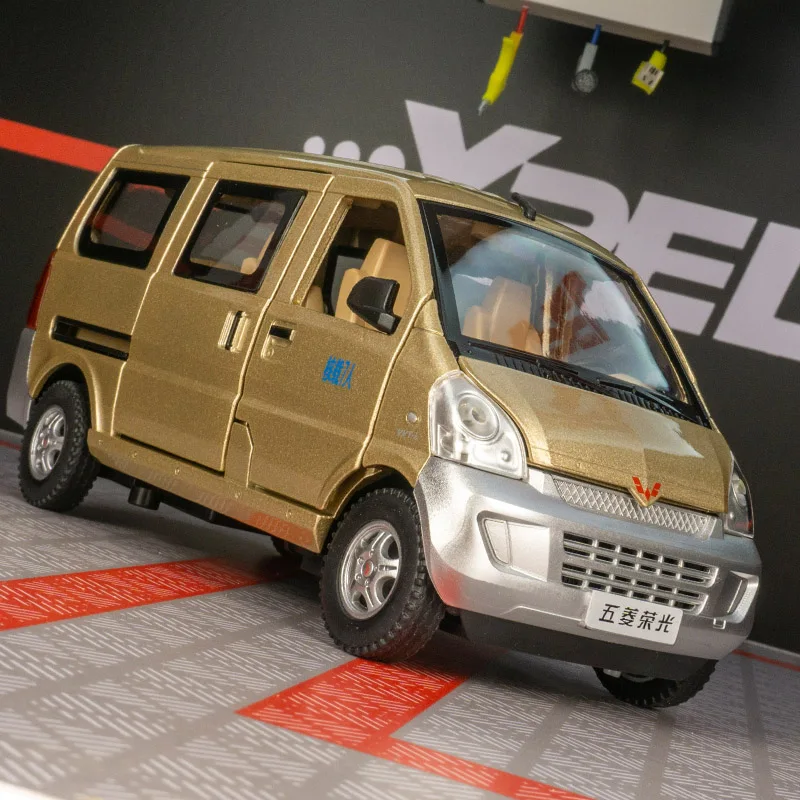 1:24 WULING Rongguang van, высокая имитация литья под давлением, модель автомобиля из металлического сплава, звуковой свет, коллекция с откатным механизмом, детские игрушки, подарки