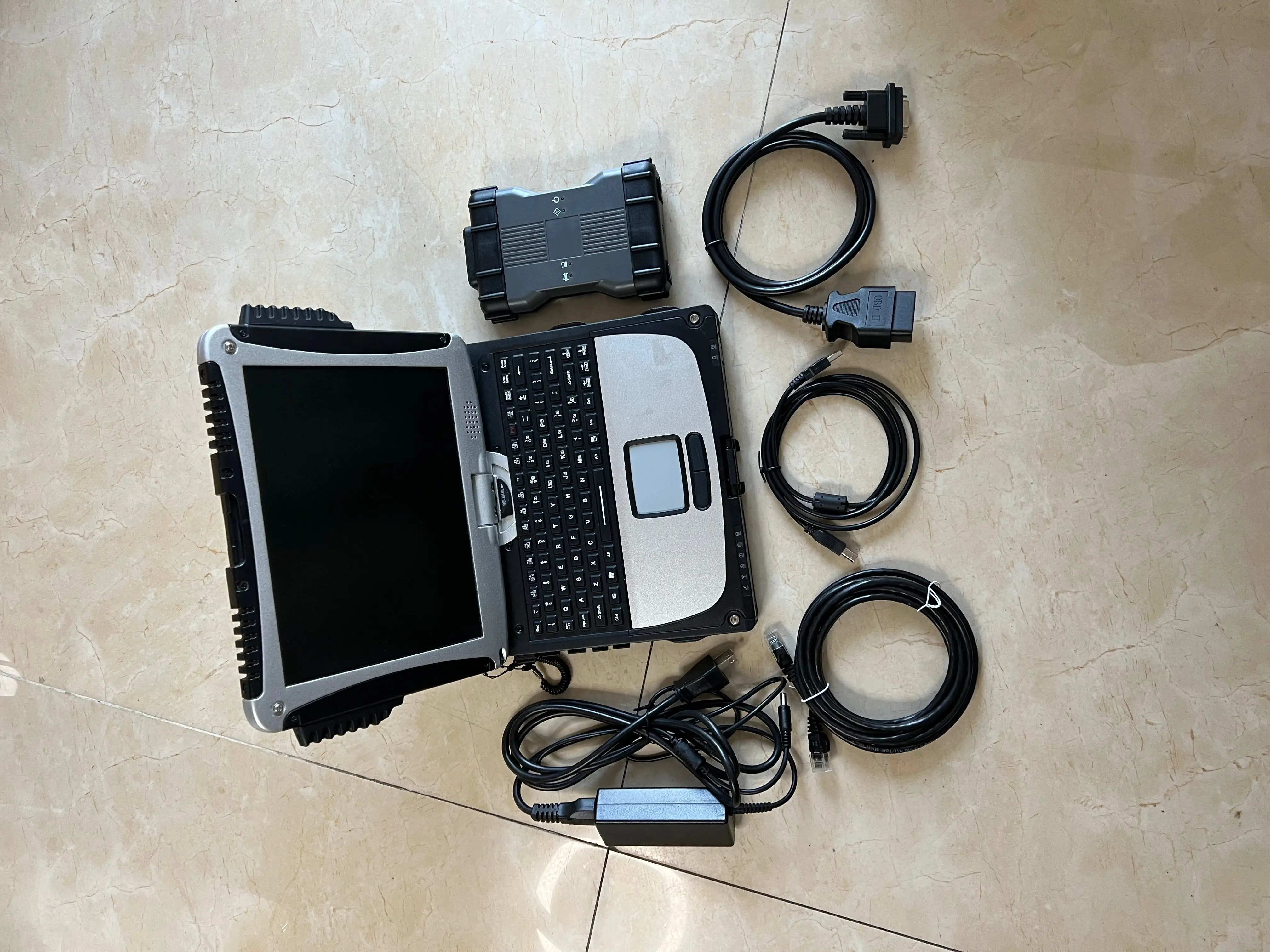 Фото MB Star C6 VCI DOIP wifi Мультиплексор obd2 сканер с программным обеспечением cf19 ssd для автомобиля w205 223 206 214 177 Диагностический инструмент №4