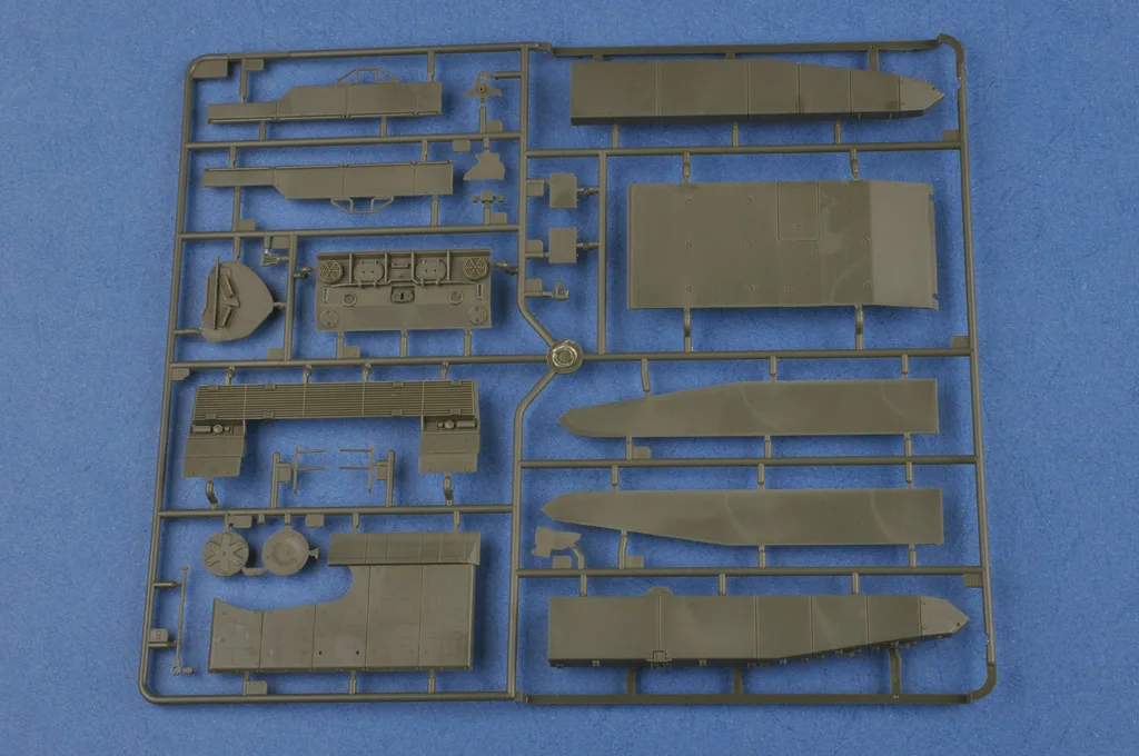 HobbyBoss масштаб 83867 135 канадский Леопард 2A4M основной боевой танк MBT военный подарок пластиковая Сборная модель игрушечный набор для строительства (art.: 3920c59a8a9df) - 3920c59a8a9df