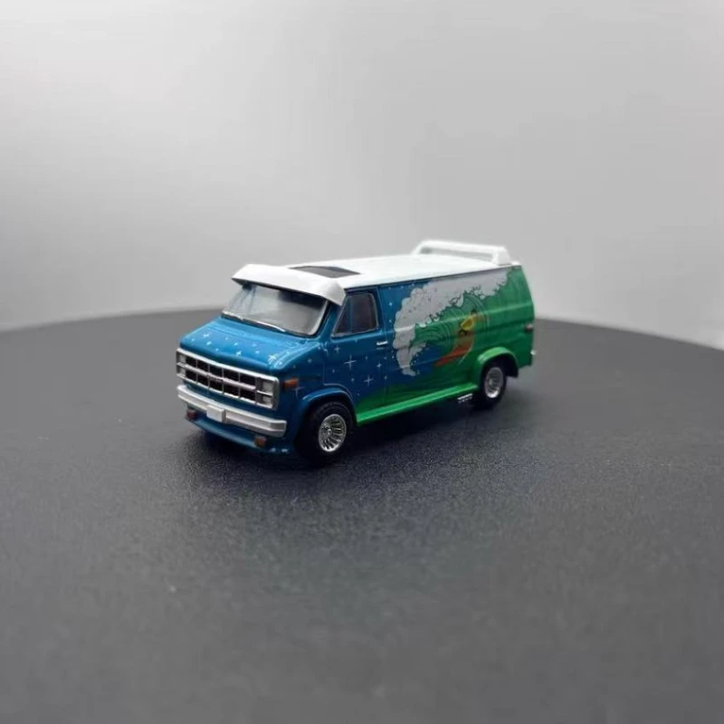 Зеленый свет 1:64 1978 GMC Vandura, индивидуальный фургон, детский подарок на день рождения, литье под давлением сплава, модель автомобиля, усовершенствованная декоративная игрушка (art.: 3920d0e915c38) - 3920d0e915c38