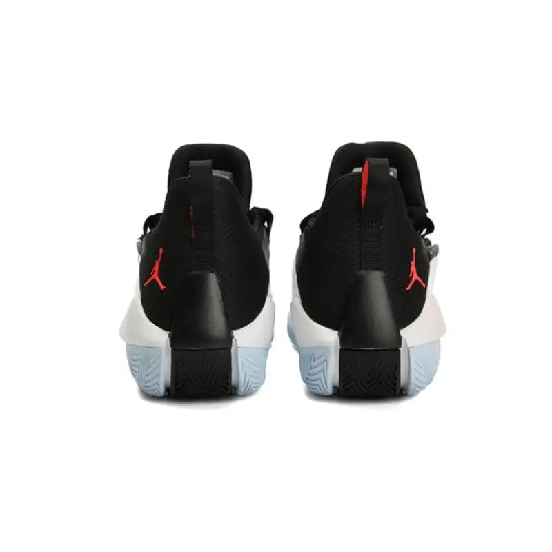 Фото Кроссовки Nike Jordan Jumpman №4
