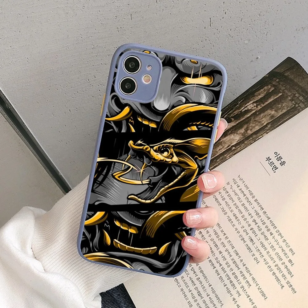 Фото Чехол для телефона Japan Samurai Oni Mask для iPhone 14 11 12 13 Mini Pro Max 8 7 Plus X XR XS MAX, полупрозрачный матовый чехол №5