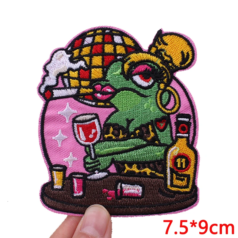 Фото Netherland Oeteldonk Emblem Full Embroidered Patches Frog Patch Iron On Patches For Clothing DIY Jackets Hats Uniform Decorate №2