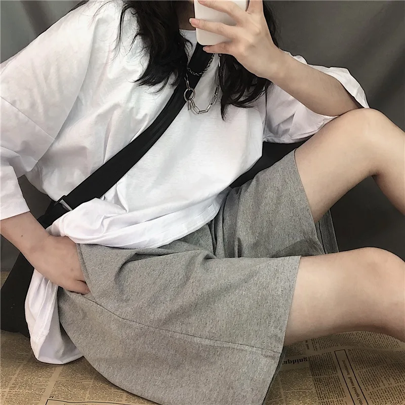 Фото Женский Celana elaselaselastis Celana Pendek Pinggang Tinggi Streetwear-kaki Kebesaran Sederhana unisunisuniseks Pendek №4