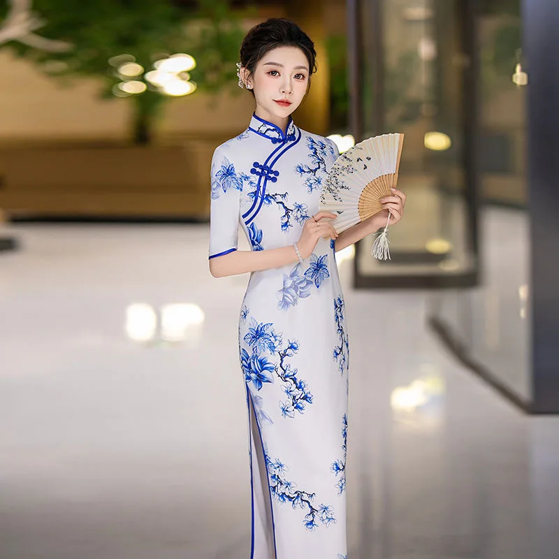 Фото Восточное женское вьетнамское платье Cheongsam с винтажным цветочным принтом для банкета и вечера, платье Aodai №4
