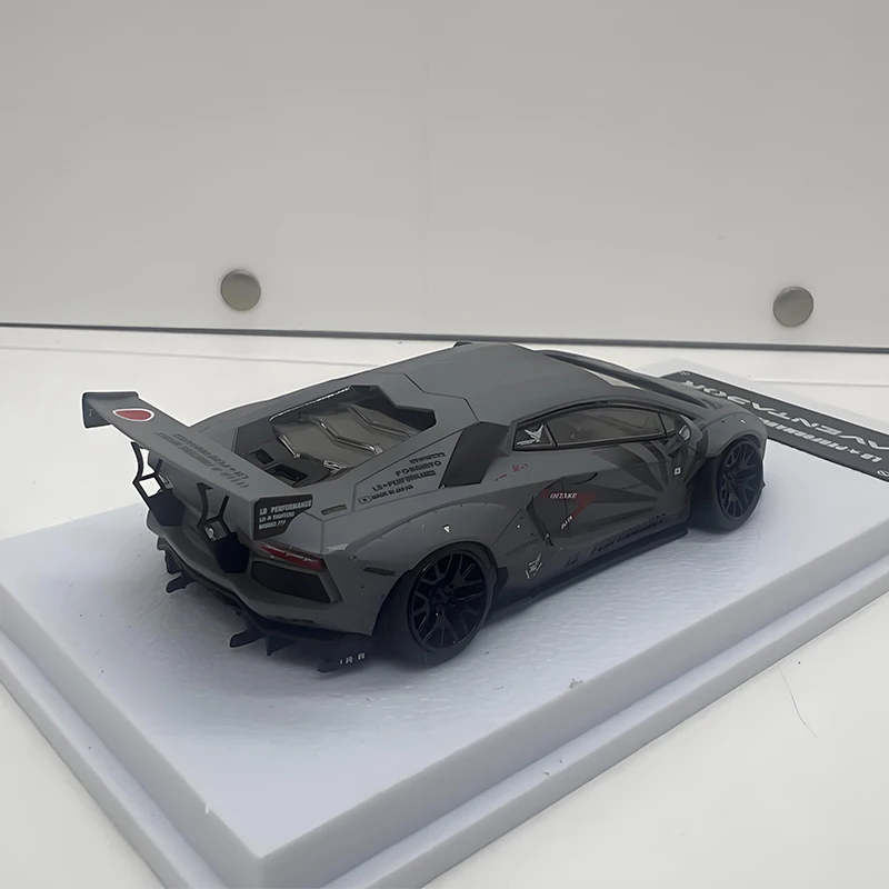 Фото MJ 1:64 LP700 Aventador LBWK Суперкар из сплава, литье под давлением и игрушечные транспортные средства, модель автомобиля, миниатюрная масштабная модель автомобиля для детей №3