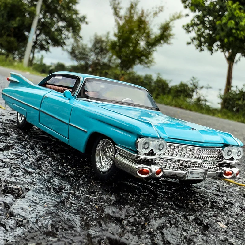 1/32 Eldorado Biarritz Series 62, классическая модель спортивного автомобиля из сплава, литая под давлением металлическая модель автомобиля в стиле ретро, звуковой свет, детская игрушка в подарок