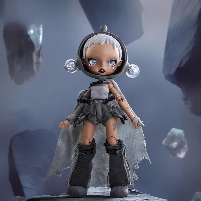 Фото Новая оригинальная шарнирная фигурка Skullpanda × Hamcus 1/6, Коллекционная модель, игрушки, украшения для рабочего стола, подарок на день рождения, игрушки №5