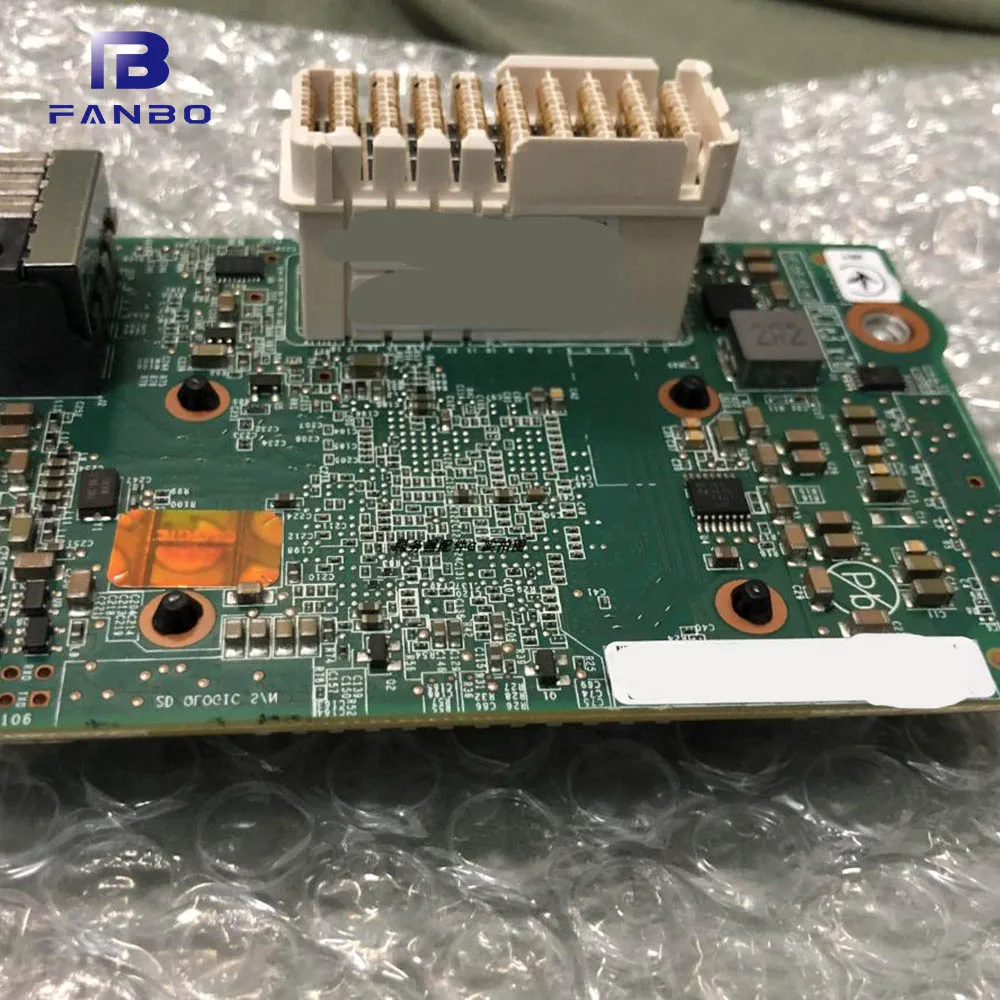 Фото Преобразованный сетевой адаптер HP Synergy 4820c 10/20/25 ГБ 876449-B21 Сетевой адаптер №2