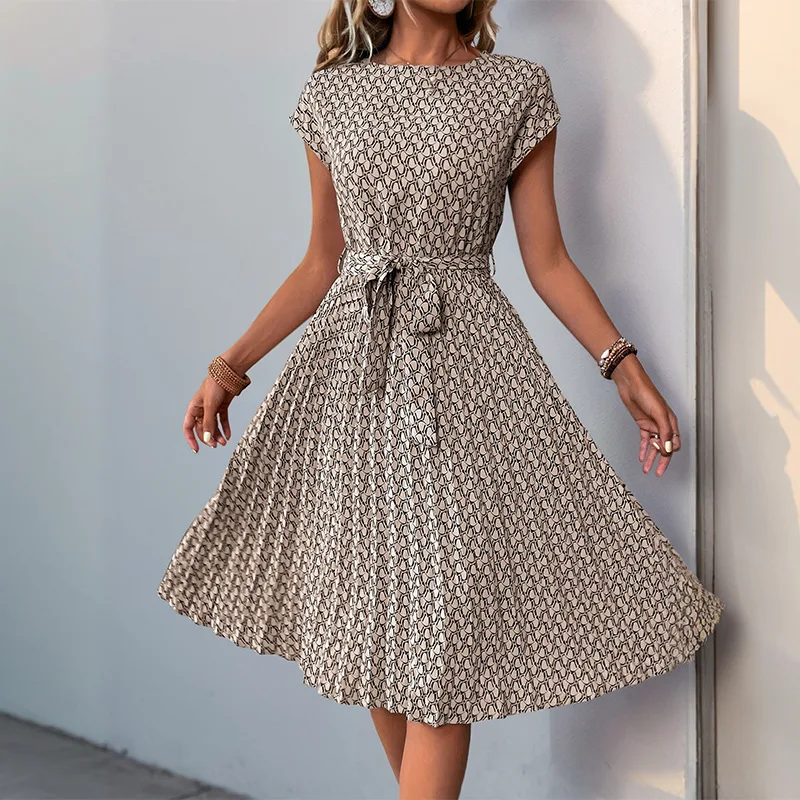 Фото Gaun Berlipat Floral Wanita Gaun Midi Perban Ruched Lengan Pendek Leher-o Kasual Musim Panas Gaun Boho Chic A Line Pantai Wanita №3
