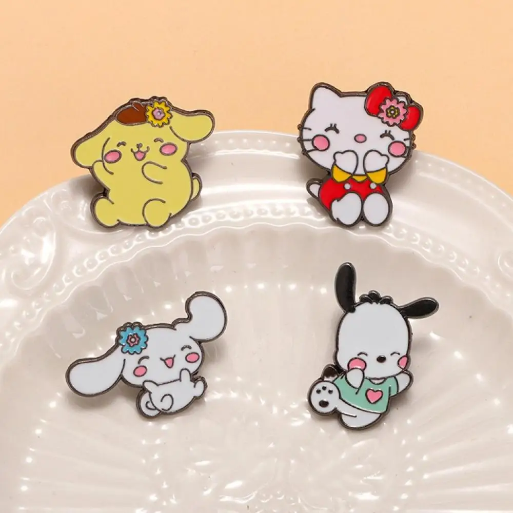 Фото 1 шт., брошь на пуговицах «Hello Kitty», милая Pochacco Cinnamoroll, эмалированная булавка на лацкан, металлический значок в стиле аниме, рюкзак, одежда, ювелирное изделие, подарок №3
