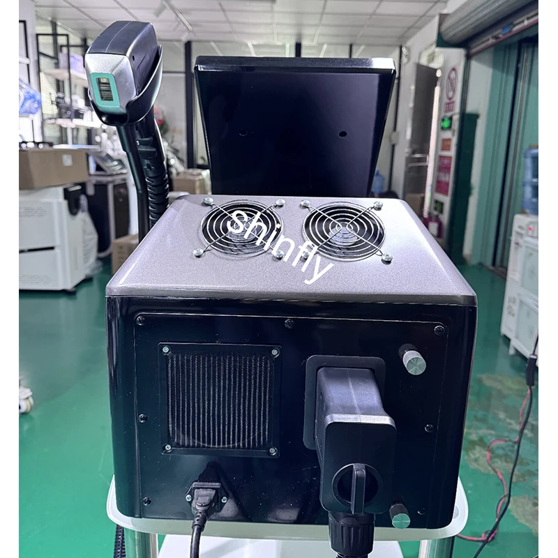 Фото Mesin Penghilang Bulu Laser Dioda 755 808 1064nm dengan Panjang Gelombang Ganda, значительно Pendingin, Караброй Bulu Laser БОЛЬШЕ №2