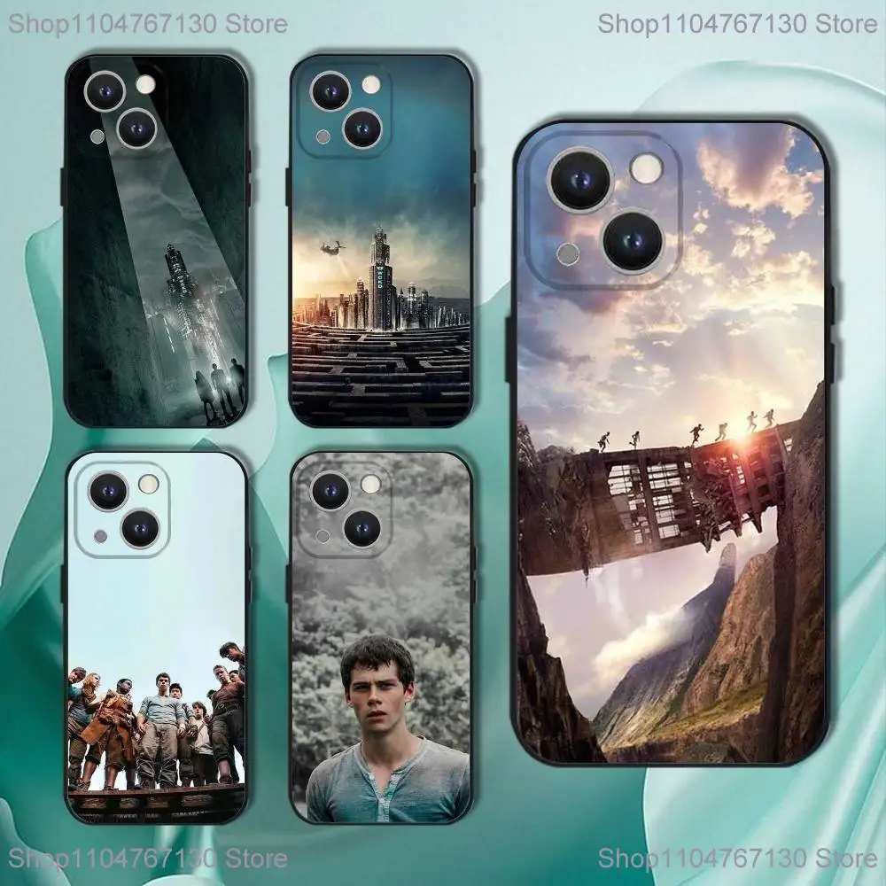 Чехол для телефона M-Maze R-Runner для iPhone 17,16,15,14,13,12,11,Pro,XS,Max,XR,Plus,E,SE4,Mini Black Soft Cover