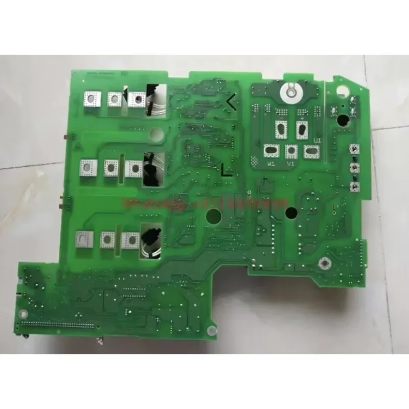 6SE7024-7ED84-1HF4 КОНТРОЛЛЕР МОЩНОСТИ SIMOVERT MASTERDRIVES MOD. PEU F. UNITS 47A, 3-PH 380-460V 6SE7024 7ED84 1HF4 Электрика