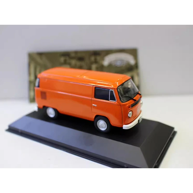 Фото Литой под давлением масштаб 1:43, 1976 г., ретро VW KombiI T2, коммерческий фургон, автобус, имитация сплава, модель автомобиля, праздничные подарки, игрушки №4