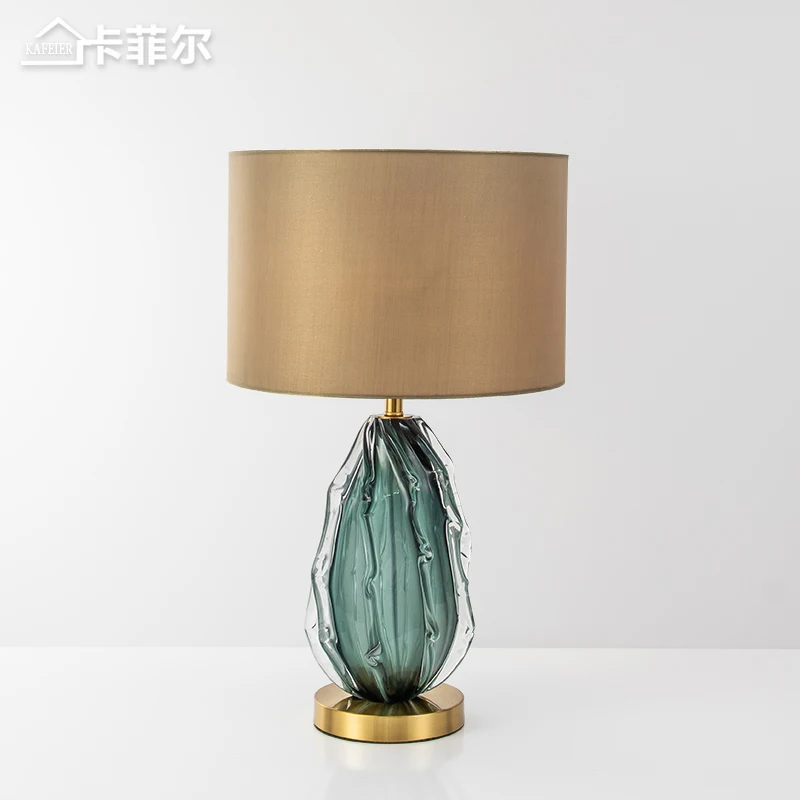 Cahaya mewah lampu meja Amerika tamu kamar tidur samping tempat tidur lampu minimminimalis modern kaca lampu