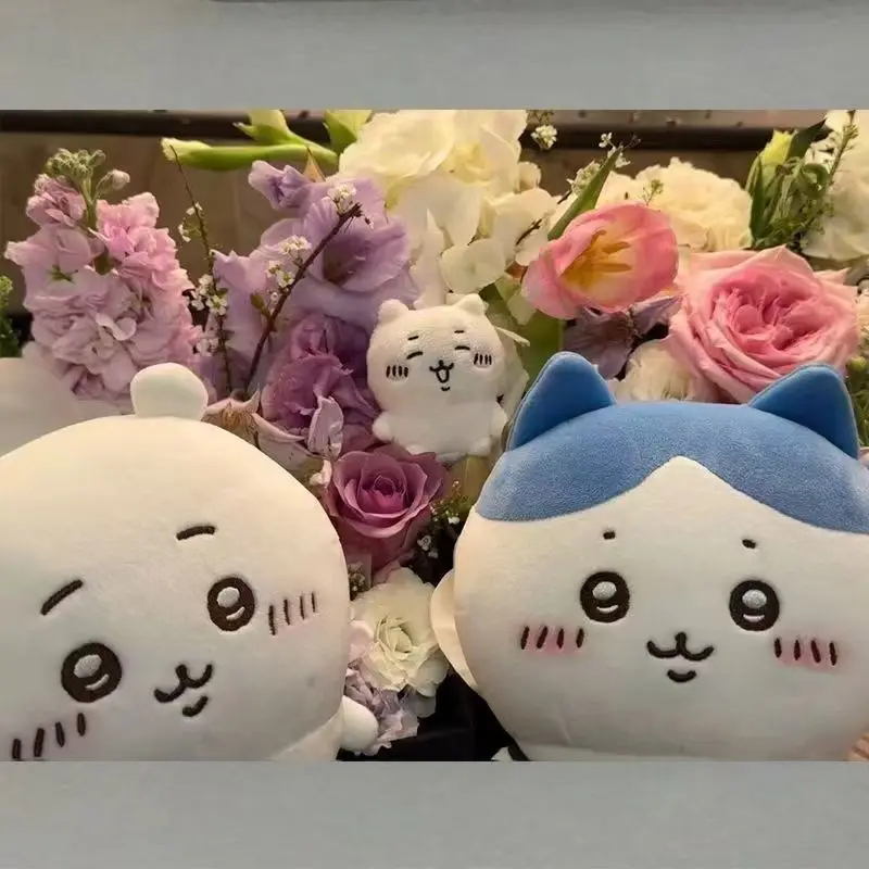 Фото MINISO Sleep in A Hug, хлопковая кукла Chiikawa, милая подушка с героями мультфильмов Hachiware, подарок на день рождения, романтическая девушка №5