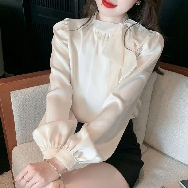 Off White Woman Top Tie однотонный современный длинный элегантный и молодежный шикарный распродажа новых сорочек и блузок для социальных новинок 2025 года для женщин